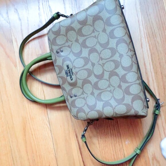 Coach Handbag - Picture 2 of 3